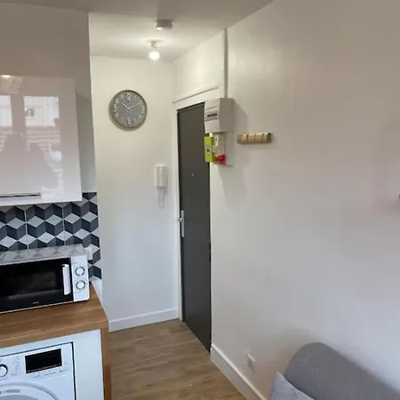Pied A Terre A Apartment Paris